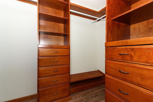 340 HAMPTON HILLS COURT, Debary, FL 32713