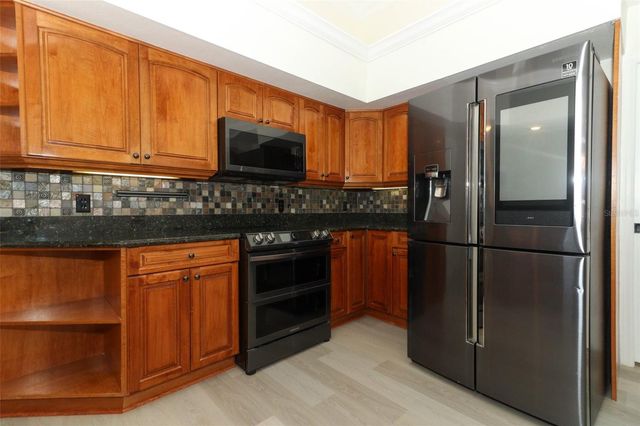 340 HAMPTON HILLS COURT, Debary, FL 32713