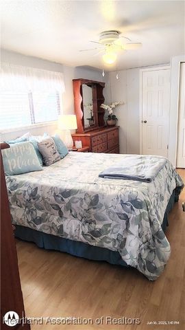 1385 Whisper Lake Boulevard, Sebring, FL 33870