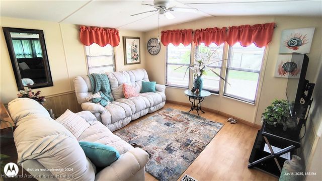 1385 Whisper Lake Boulevard, Sebring, FL 33870