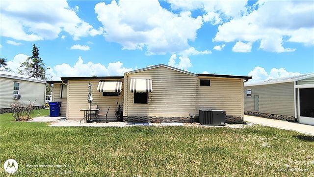 1385 Whisper Lake Boulevard, Sebring, FL 33870