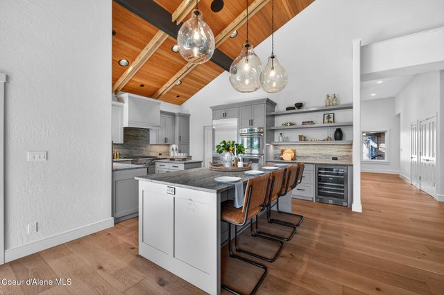 10812 N LAKEVIEW DR, Hayden Lake, ID 83835