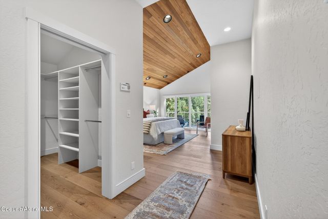 10812 N LAKEVIEW DR, Hayden Lake, ID 83835