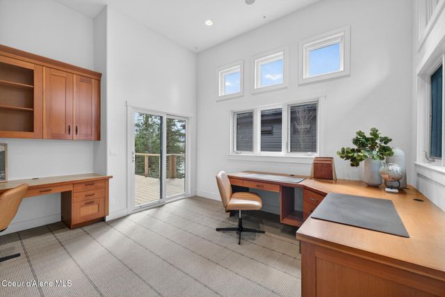 10812 N LAKEVIEW DR, Hayden Lake, ID 83835