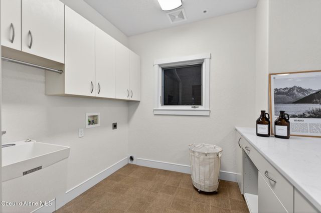 10812 N LAKEVIEW DR, Hayden Lake, ID 83835