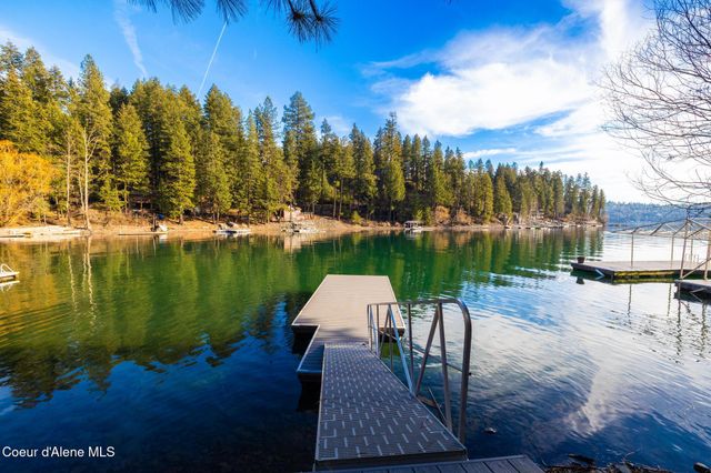 10812 N LAKEVIEW DR, Hayden Lake, ID 83835