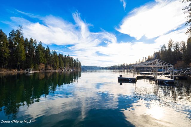 10812 N LAKEVIEW DR, Hayden Lake, ID 83835