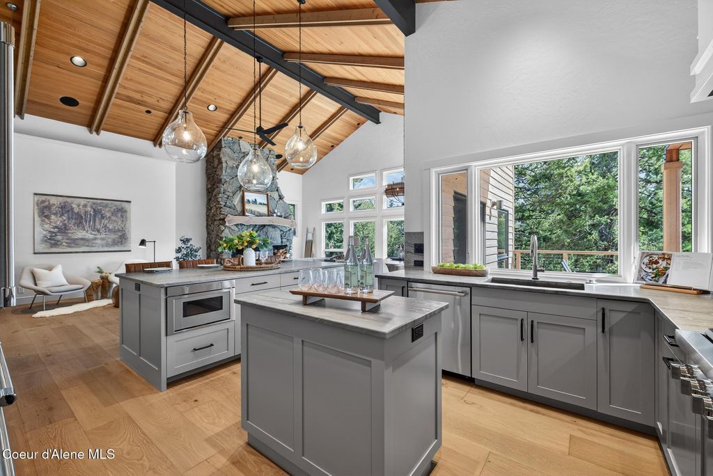 10812 N LAKEVIEW DR, Hayden Lake, ID 83835 photo 20