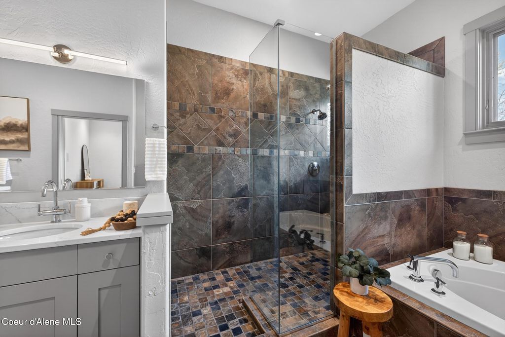 10812 N LAKEVIEW DR, Hayden Lake, ID 83835 photo 33