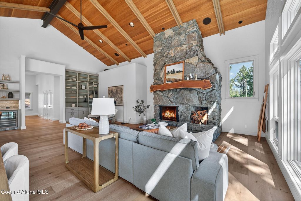 10812 N LAKEVIEW DR, Hayden Lake, ID 83835 photo 9