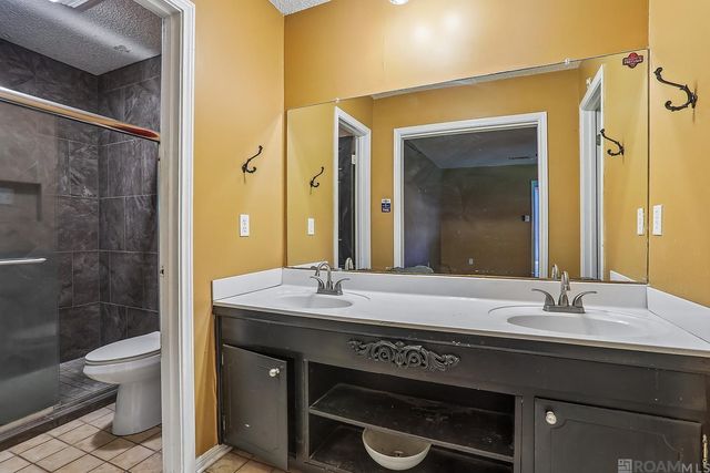 34448 Gravesbriar Dr, Denham Springs, LA 70706