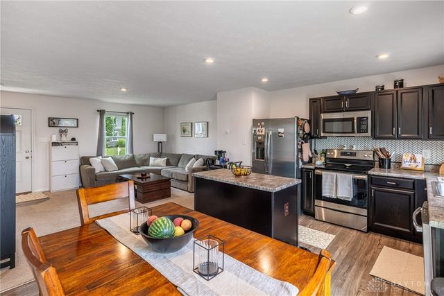 2807 Kingman Drive, Xenia, OH 45385
