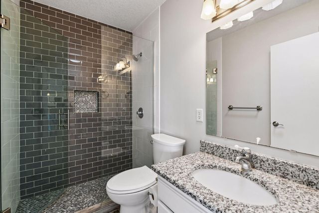 2561 Wexford Lane, Mound, MN 55364