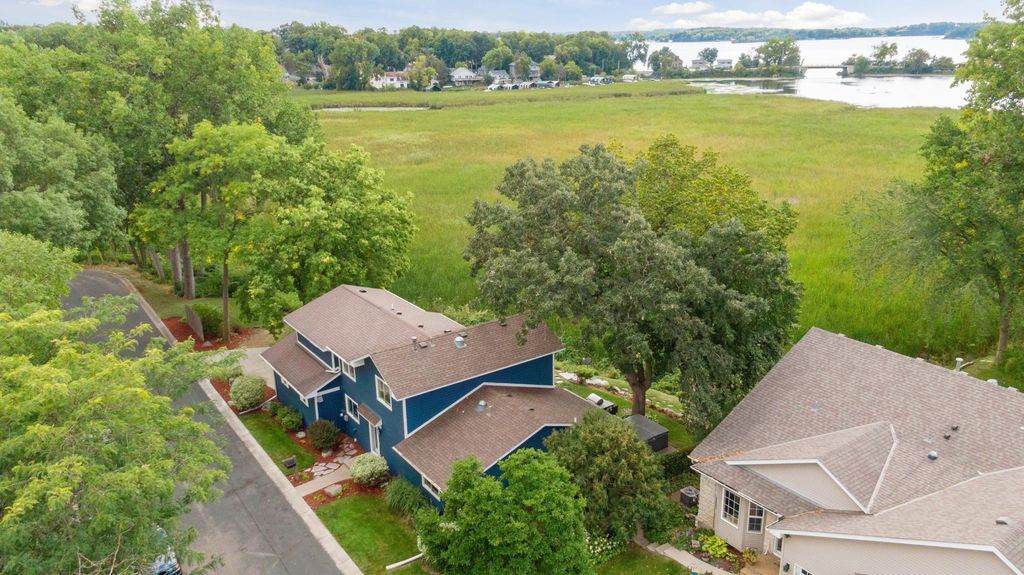 2561 Wexford Lane, Mound, MN 55364