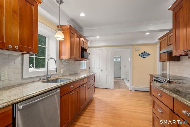 38 Reynolds Drive, Fairfield, CT 06824