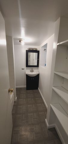 5028 W Adams Street, Chicago, IL 60644
