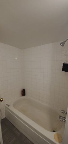 5028 W Adams Street, Chicago, IL 60644