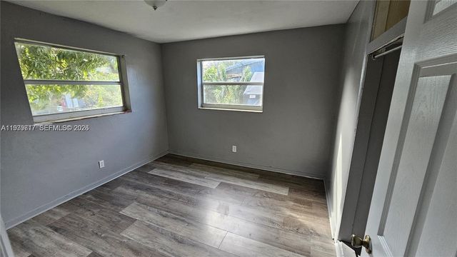 374 NW 31st Ave, Fort Lauderdale, FL 33311