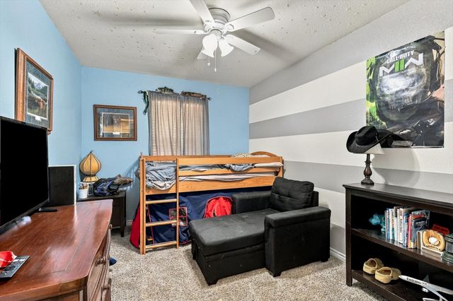 230 Oakwood Circle, Shady Shores, TX 76208
