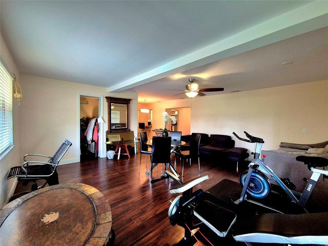 1390 NW 70th Lane, Margate, FL 33063