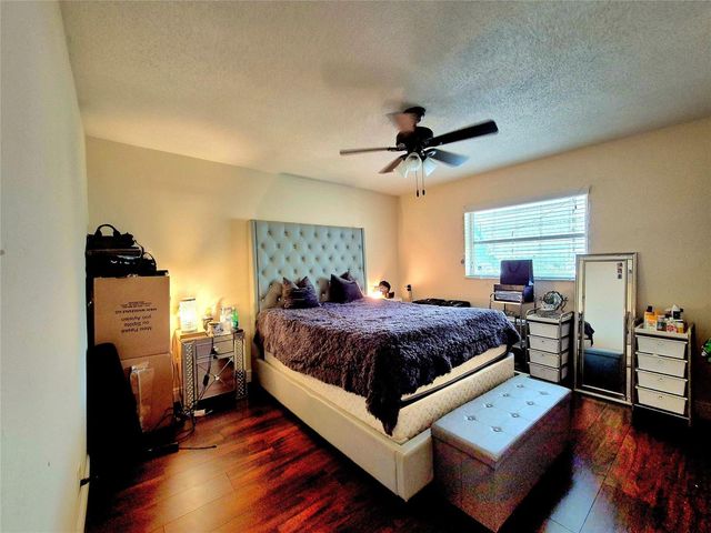 1390 NW 70th Lane, Margate, FL 33063