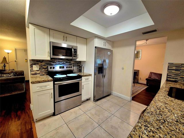 1390 NW 70th Lane, Margate, FL 33063