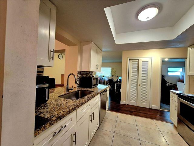 1390 NW 70th Lane, Margate, FL 33063