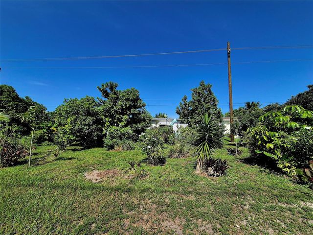 1390 NW 70th Lane, Margate, FL 33063