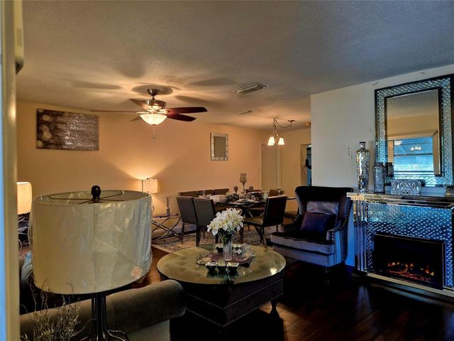 1390 NW 70th Lane, Margate, FL 33063
