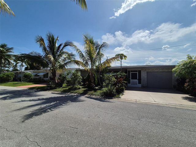1390 NW 70th Lane, Margate, FL 33063