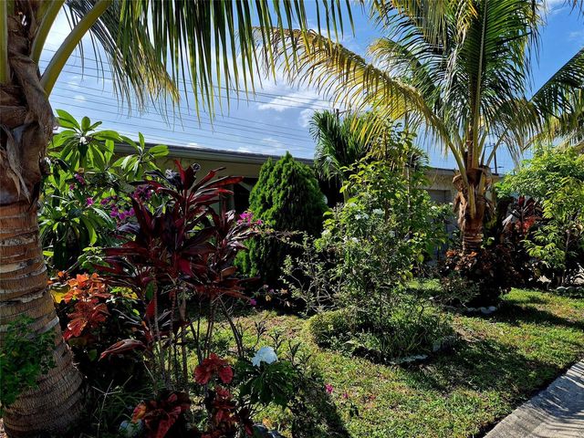 1390 NW 70th Lane, Margate, FL 33063