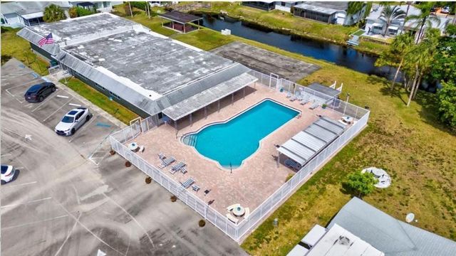 1390 NW 70th Lane, Margate, FL 33063