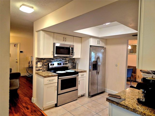 1390 NW 70th Lane, Margate, FL 33063