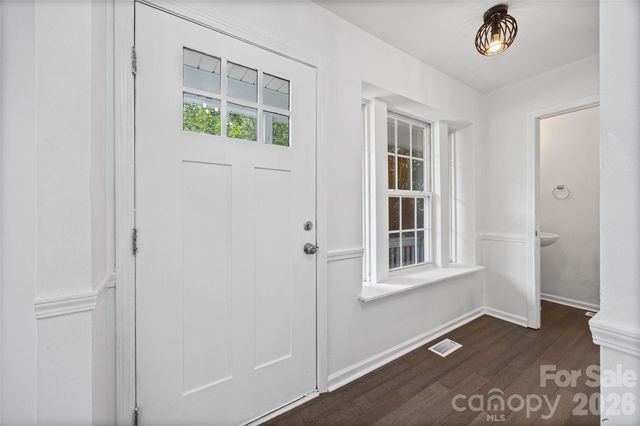 6226 Dumont Lane, Charlotte, NC 28269