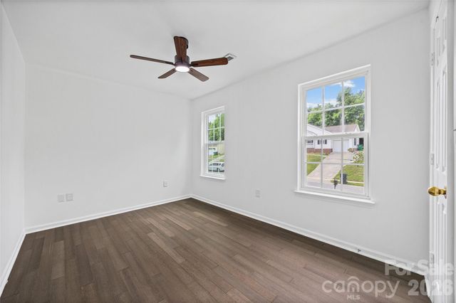 6226 Dumont Lane, Charlotte, NC 28269