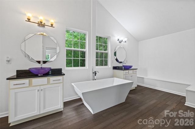 6226 Dumont Lane, Charlotte, NC 28269