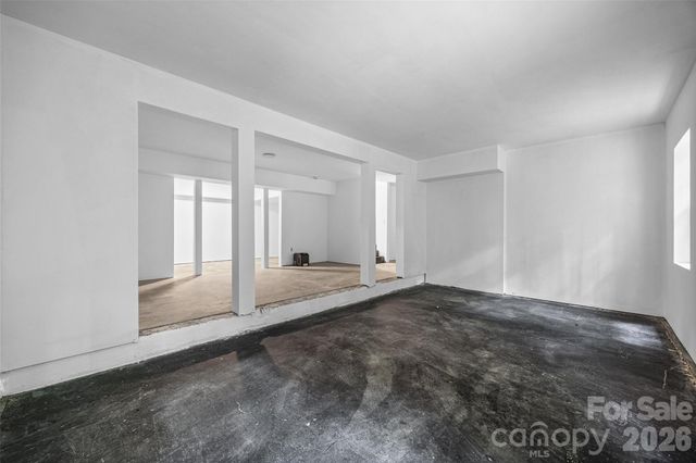 6226 Dumont Lane, Charlotte, NC 28269