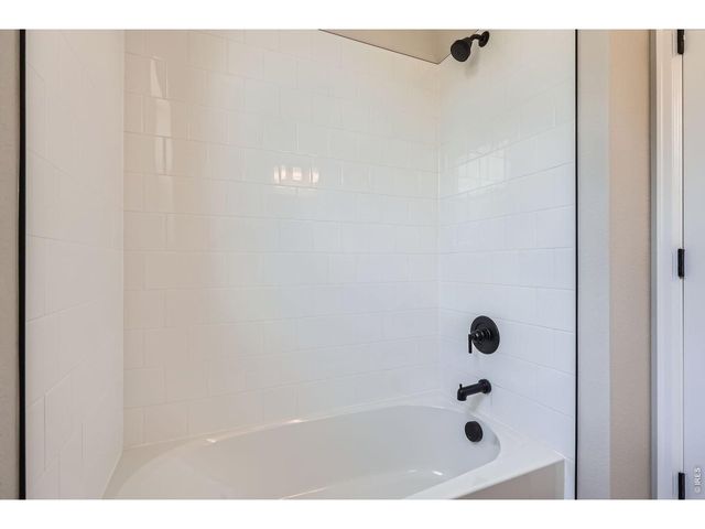 364 Rustic Barn Ln, Berthoud, CO 80513