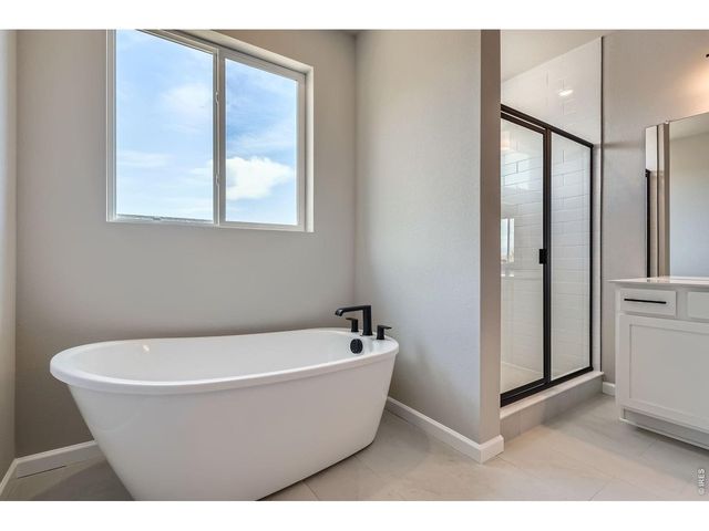 364 Rustic Barn Ln, Berthoud, CO 80513