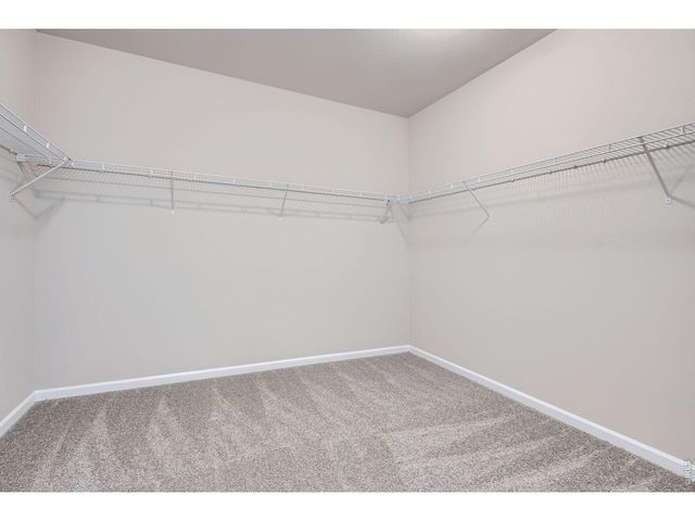 364 Rustic Barn Ln, Berthoud, CO 80513
