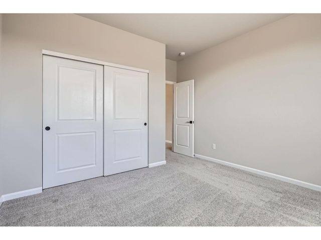 364 Rustic Barn Ln, Berthoud, CO 80513
