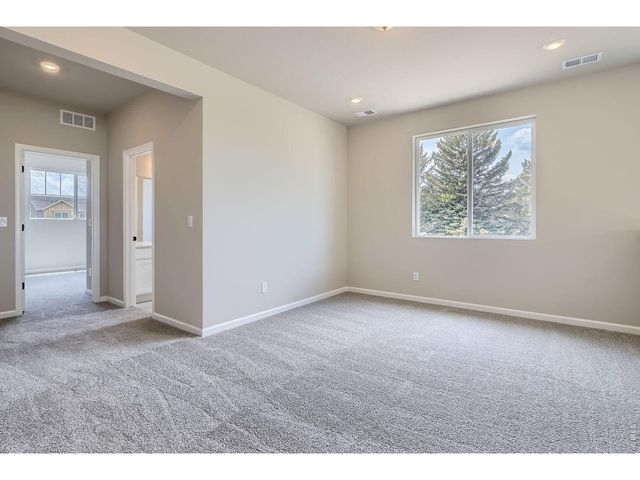 364 Rustic Barn Ln, Berthoud, CO 80513