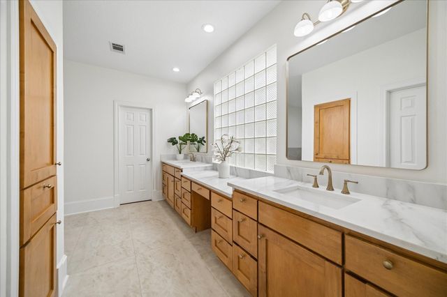 721 W 41st Street, Houston, TX 77018