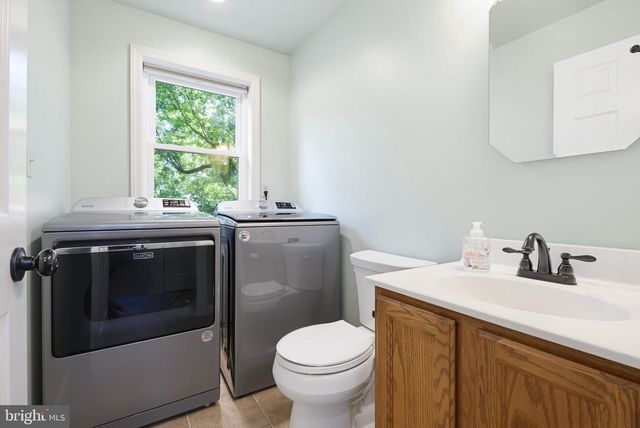 3885 STERLING WAY, Columbia, PA 17512