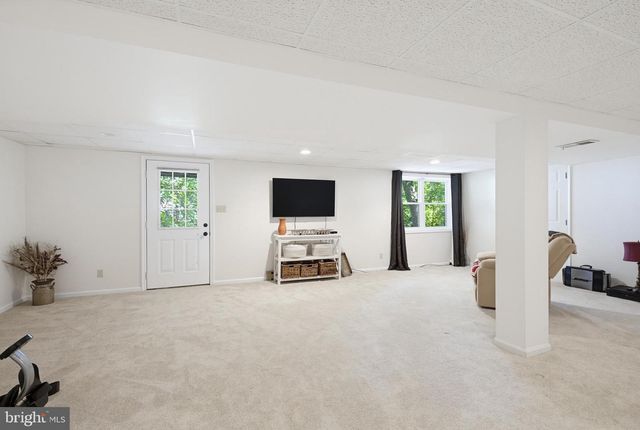 3885 STERLING WAY, Columbia, PA 17512