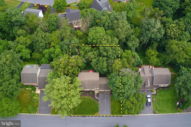 3885 STERLING WAY, Columbia, PA 17512