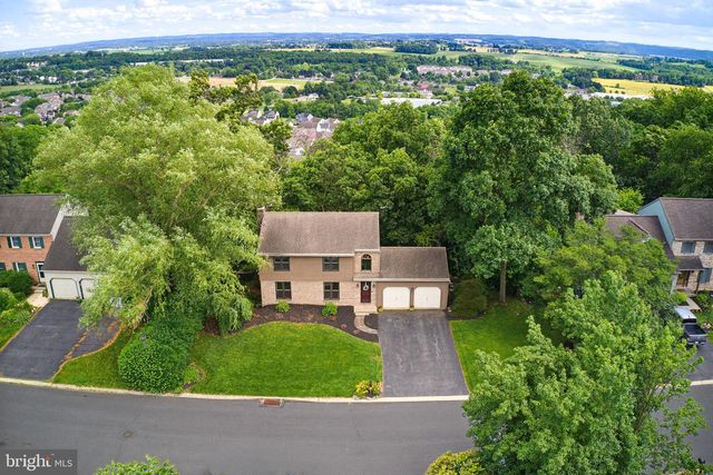 3885 STERLING WAY, Columbia, PA 17512