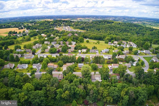 3885 STERLING WAY, Columbia, PA 17512
