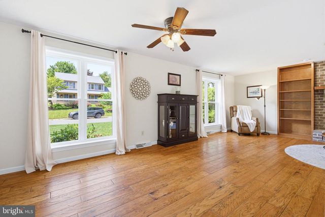 3885 STERLING WAY, Columbia, PA 17512