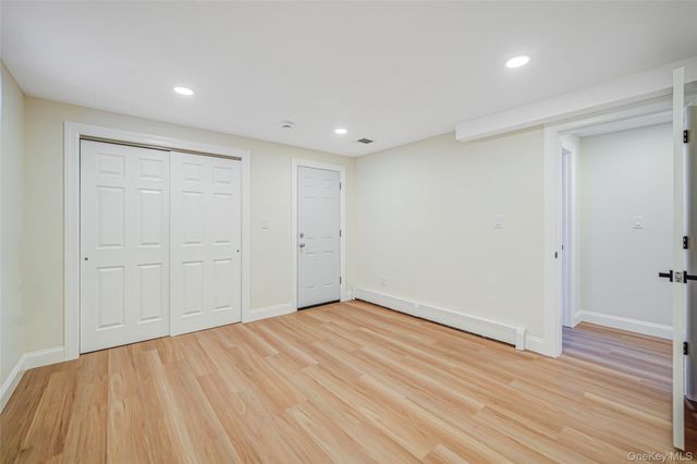 45 Oaklawn Avenue, Farmingville, NY 11738